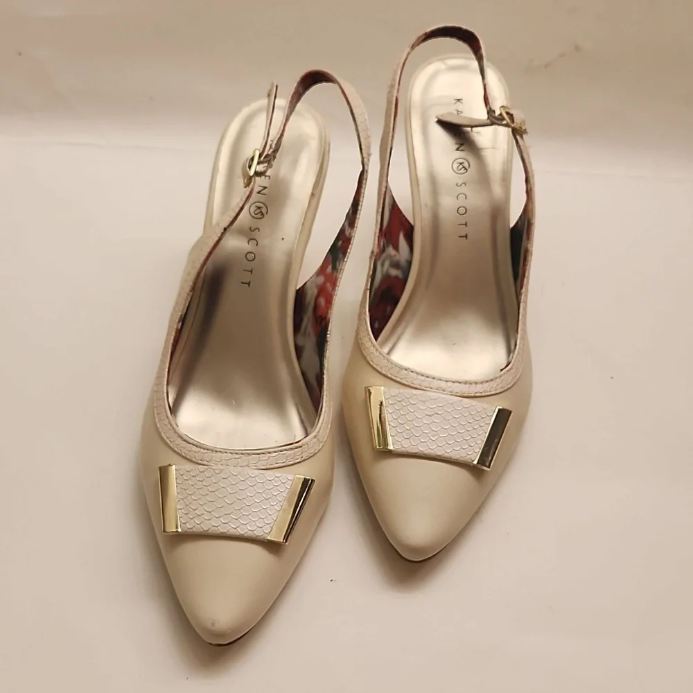 Karen Scott Pumps Size 8 1/2 M - Picture 2 of 3
